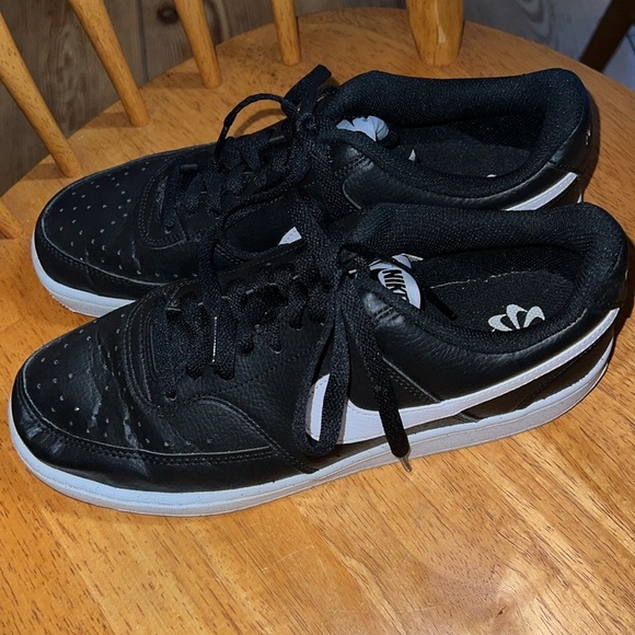 Nike Mens Court Vision Low Casual Size 8.5 Black White | DH2987-001 | - Picture 3 of 9